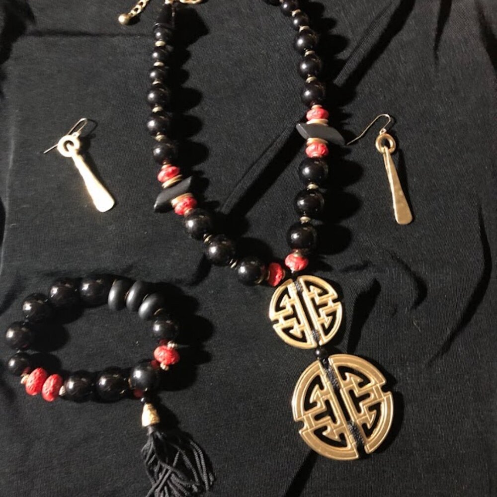 Earrings,‎ Necklace, and Bracelet